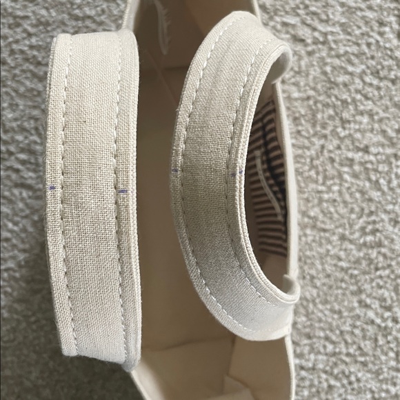 “K” Initial Tote - Picture 5 of 7